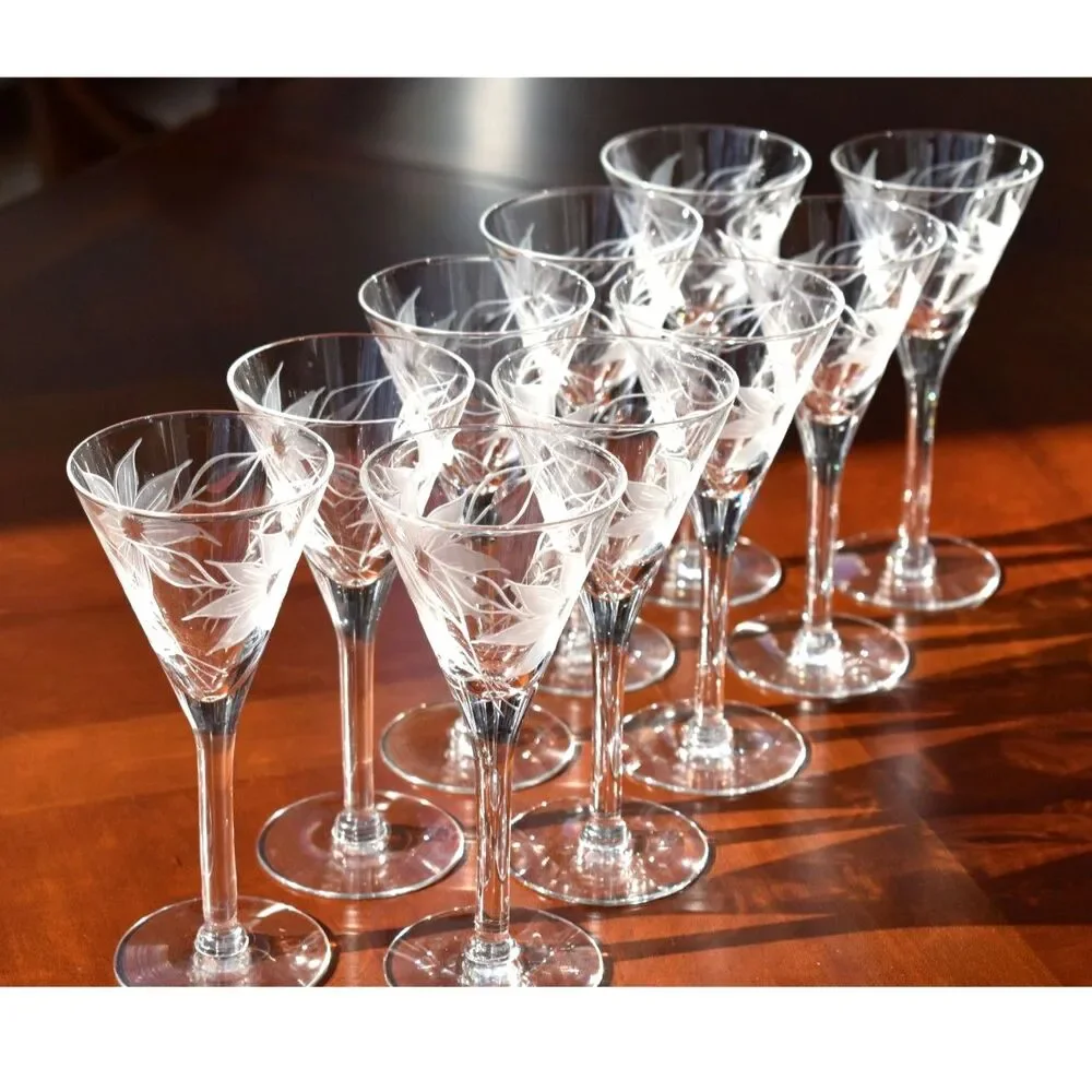 Set of 10 Hand-Blown & Etched Wine Glasses – UNK257 Pattern